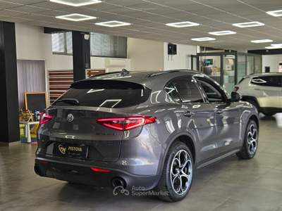 Alfa Romeo Stelvio Alfa Romeo Stelvio 2.2 Turbodiesel 190 CV AT8 Q4 Executive Grigio usata Pistoia