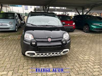 Fiat Panda PANDINA CROSS  1.0  Hybrid KM0 Nero usata CASTELLO DI ANNONE