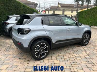 Jeep Avenger PROMO FINANZ. 1.2 Turbo 110 CV MHEV Summit KM 0 Nero usata CASTELLO DI ANNONE