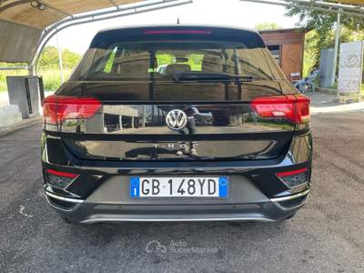 Volkswagen T-Roc ACT DSG Style BlueMotion Technology Nero usata Formello