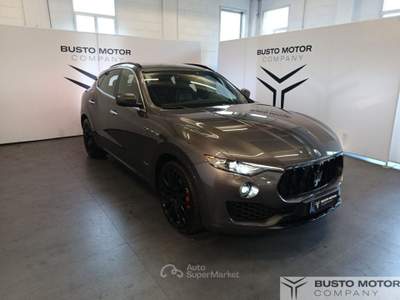 Maserati Levante Levante 3.0 V6 Granlusso 250cv auto Grigio usata Olgiate Olona