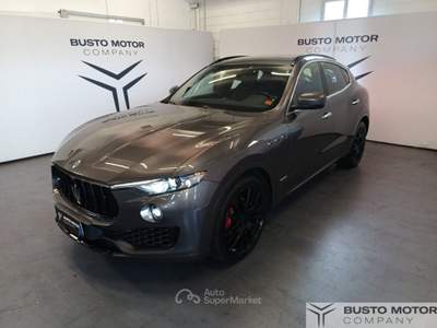 Maserati Levante Levante 3.0 V6 Granlusso 250cv auto Grigio usata Olgiate Olona
