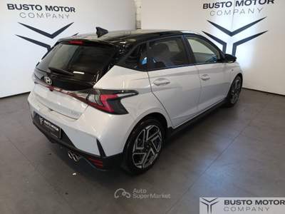 Hyundai i20 i20 1.0 t-gdi NLine Carbon 100cv dct Bianco usata Olgiate Olona