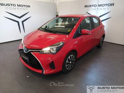 Toyota Yaris Yaris 5p 1.5h Style my16 Rosso usata Olgiate Olona
