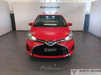 Toyota Yaris Yaris 5p 1.5h Style my16 Rosso usata Olgiate Olona