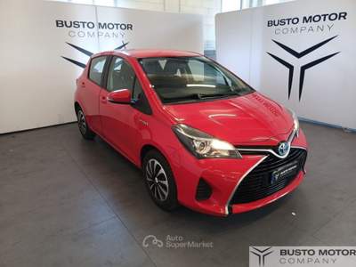 Toyota Yaris Yaris 5p 1.5h Style my16 Rosso usata Olgiate Olona