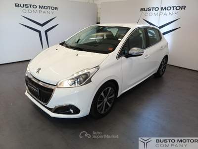Peugeot 208 208 3p 1.2 puretech Allure 82cv Bianco usata Olgiate Olona