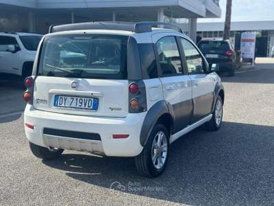 Fiat Panda 1.2 Cross Natural Power Bianco usata Pignataro Maggiore