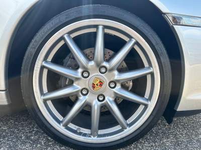 Porsche 911 Targa 4 Argento usata Pignataro Maggiore