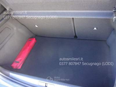 Lancia Ypsilon Hybrid e-DCT LX Nero usata SECUGNAGO