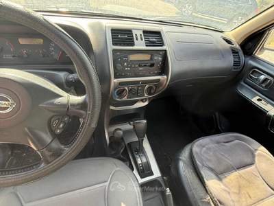 Nissan Terrano II 3.0 DiT 5p. Wagon Comm. Sport Nero usata Civitavecchia