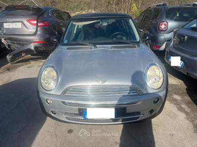 MINI Clubman 1.6 16V One de luxe Grigio usata Palma Campania