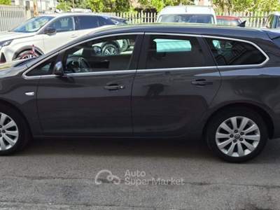 Opel Astra 1.6 CDTI EcoFLEX S&S Sports Tourer Cosmo Nero usata Itri