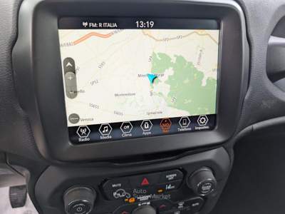 Jeep Renegade 1.6 Mjt 130 CV Business con Navi 8,4" Grigio usata Barletta