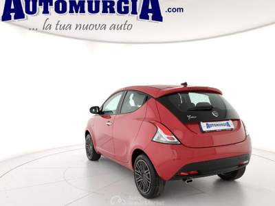 Lancia Ypsilon 1.0 FireFly 5 porte S&S Hybrid Gold Rosso usata Barletta