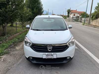 Dacia Lodgy 1.5 dCi 110CV 7 posti Lauréate Bianco usata San Michele di Serino