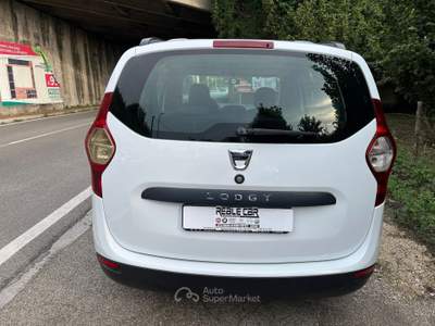 Dacia Lodgy 1.5 dCi 110CV 7 posti Lauréate Bianco usata San Michele di Serino