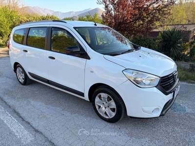 Dacia Lodgy 1.5 Blue dCi 115CV 7 posti Comfort Bianco usata San Michele di Serino