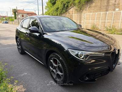 Alfa Romeo Stelvio 2.2 Turbodiesel 160CV AT8 RWD Sport-Tech Nero usata San Michele di Serino