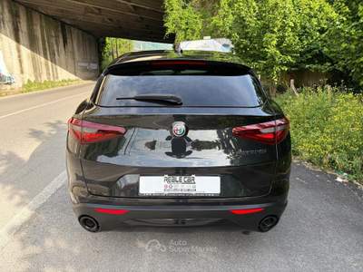 Alfa Romeo Stelvio 2.2 Turbodiesel 160CV AT8 RWD Sport-Tech Nero usata San Michele di Serino