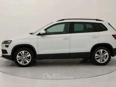 Skoda Karoq 2.0 tdi evo Executive 4x4 150cv dsg Bianco usata Torino