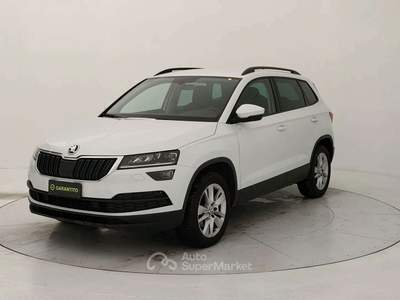 Skoda Karoq 2.0 tdi evo Executive 4x4 150cv dsg Bianco usata Torino