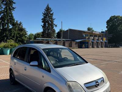Opel Meriva Neopatentati usata Biella