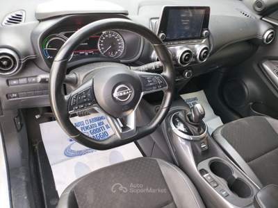 Nissan Juke Nissan Juke 1.6 HEV N-Connecta Beige usata Pistoia