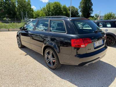 Audi A4 2.0 16V TDI Avant TOTAL BLACK Nero usata Ferrara
