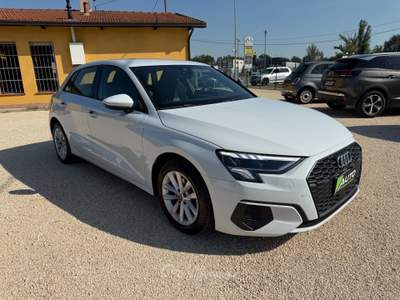 Audi A3 SPB 35 TFSI S tronic Business Advanced Bianco usata Ferrara
