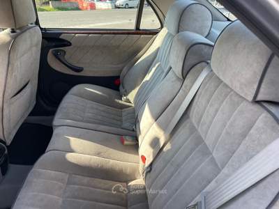 Lancia Lybra 16V VVT cat LX Argento usata Carrara
