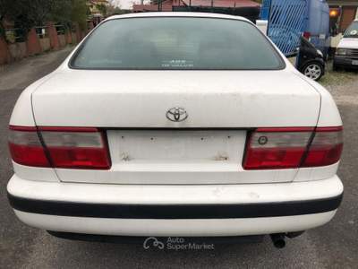 Toyota Carina E cat 4 porte GLi Bianco usata Carrara