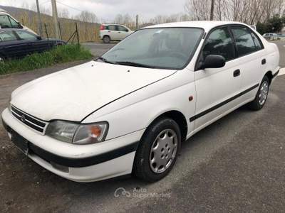 Toyota Carina E cat 4 porte GLi Bianco usata Carrara