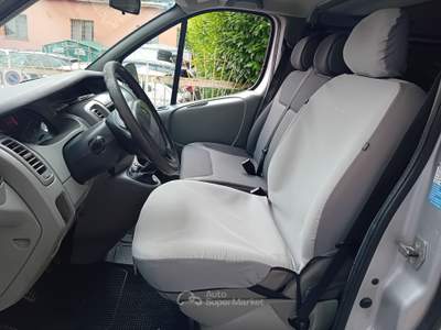 Renault Trafic 115 cv *9 POSTI* Grigio usata Canelli
