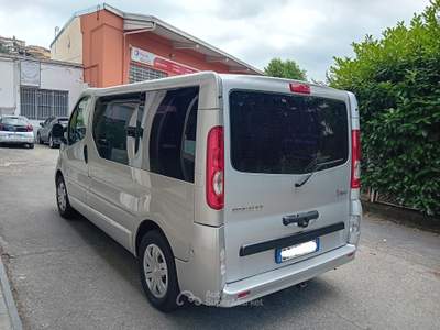 Renault Trafic 115 cv *9 POSTI* Grigio usata Canelli