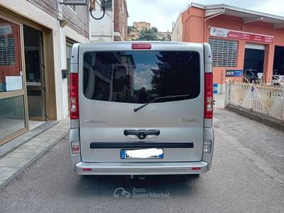 Renault Trafic 115 cv *9 POSTI* Grigio usata Canelli