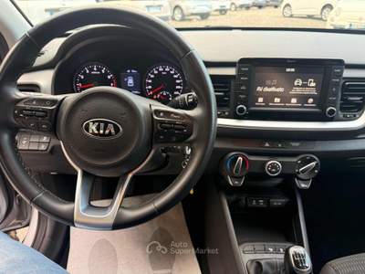Kia Stonic 1.4 MPI EcoGPL Style Argento usata Teano
