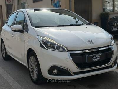 Peugeot 208 1.2 82 Business Blu/Azzurro usata San Michele Salentino