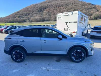 Nissan Qashqai 1.3 mhev 158 cv N-CONNECTA X  TRONIK Argento usata Sant'Angelo in vado