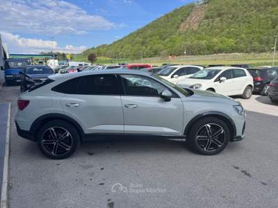 Audi Q3 SPB 35TDI S-tronic Identity Black S-line SPORTBACK Argento usata Sant'Angelo in vado