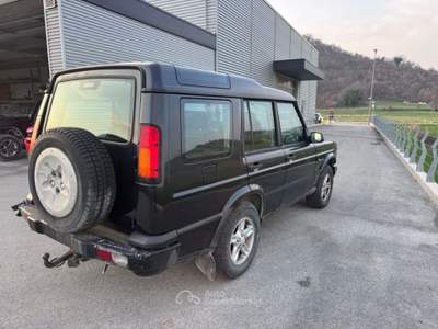 Land Rover Discovery 2.5 Td5 5 porte E GANCIO TRAINO VETTURA Discovery2 Nero usata Sant'Angelo in vado