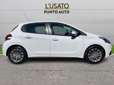 Peugeot 208 1° serie PureTech 82 5 porte Active Bianco usata Ancona