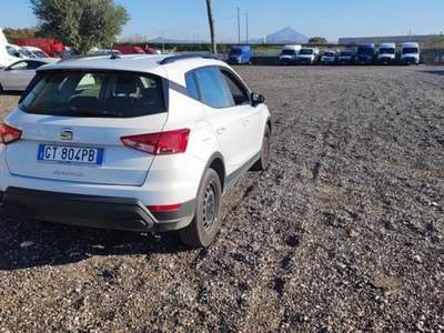 Seat Arona NEOPATENTATI Arona 2022 1.0 TSI 95cv tg: GT804PB Bianco usata Basiliano