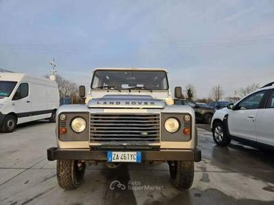 Land Rover Defender 90 2.4 td S 122cv - 4 POSTI - A/C clima - ZA461YC Argento usata Basiliano