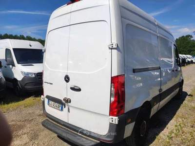 Mercedes-Benz Sprinter SPRINTER eSprinter - 4 batterie TG : GJ454AP Bianco usata Basiliano