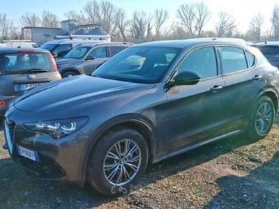 Alfa Romeo Stelvio 2.2 t Super Q4 210cv auto - GP162FP Nero usata Basiliano
