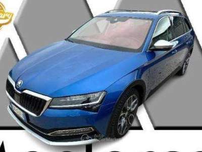 Skoda Superb Superb Wagon 2.0 tdi evo Scout 4x4 200cv dsg - GM4 Blu/Azzurro usata Basiliano