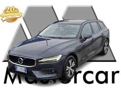 Volvo V60 V60 II 2019 2.0 d3 Business geartronic - FT476ZA Grigio usata Basiliano