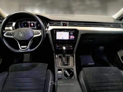Volkswagen Passat Passat Variant 2.0 tdi Executive 4motion 200cv dsg Nero usata Basiliano