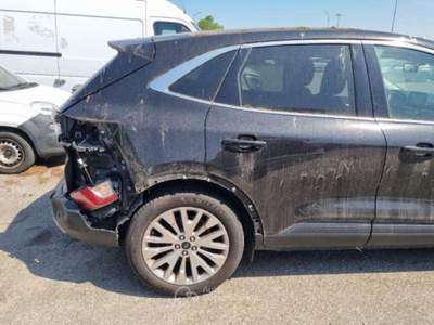 Ford Kuga Kuga 1.5 ecoblue Titanium 2wd 120cv - GC853PC Nero usata Basiliano